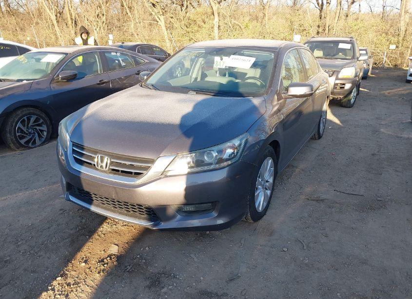 Photo 2 of 2014 Honda Accord EX-L (VIN 1HGCR2F83EA012528)