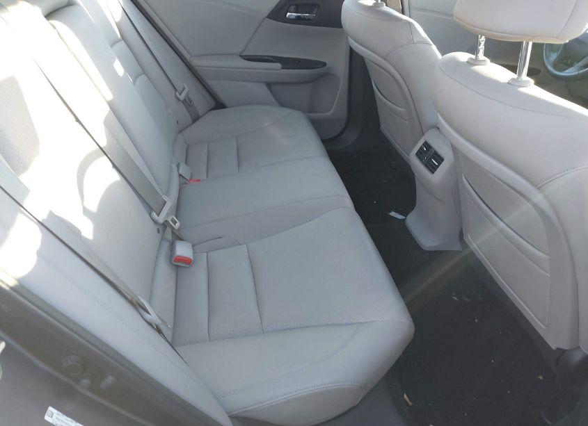 Photo 8 of 2014 Honda Accord EX-L (VIN 1HGCR2F83EA012528)