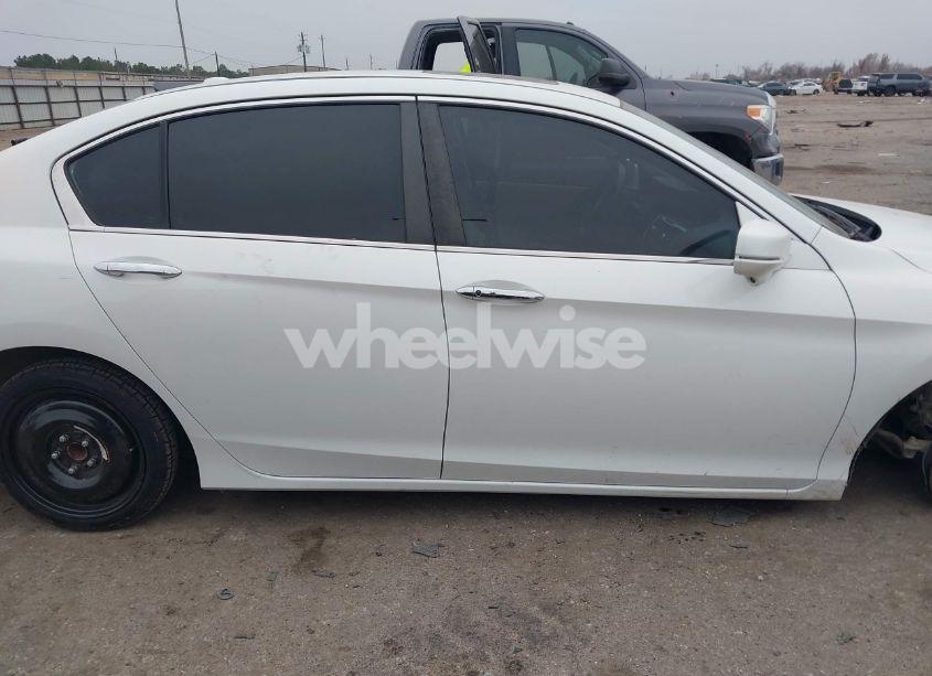 Photo 13 of 2014 Honda Accord EX-L (VIN 1HGCR2F83EA023206)