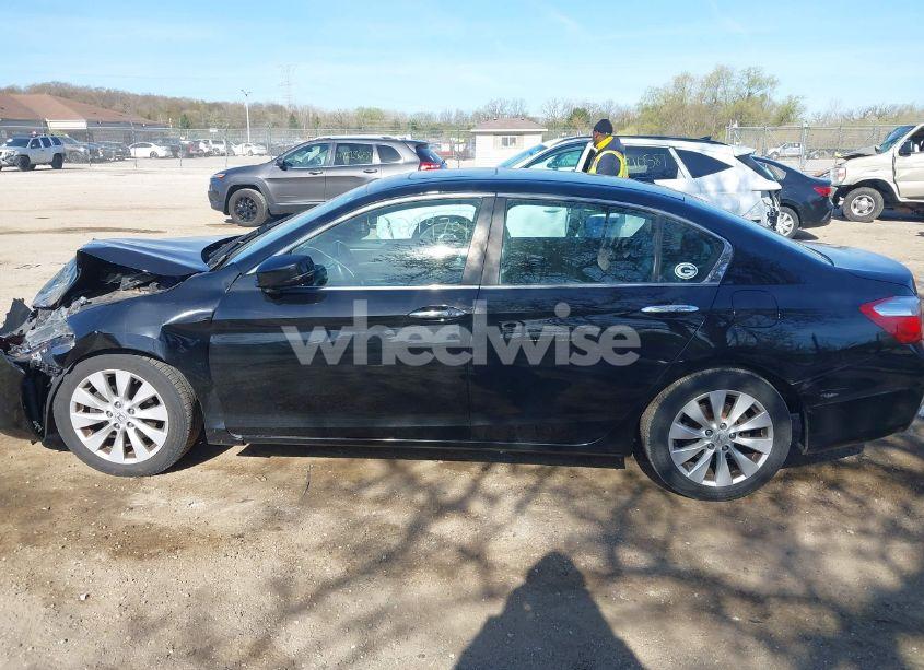Photo 14 of 2014 Honda Accord EX-L (VIN 1HGCR2F83EA064211)