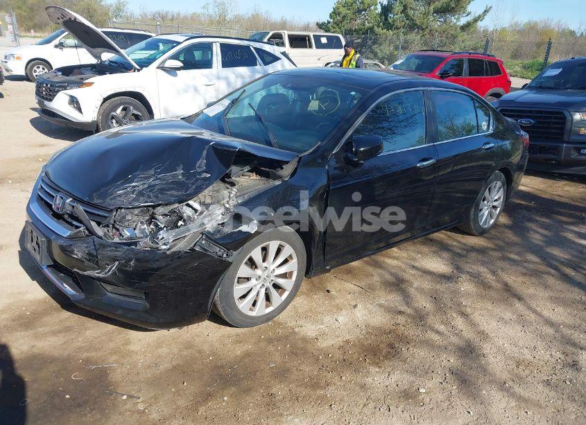 Photo 2 of 2014 Honda Accord EX-L (VIN 1HGCR2F83EA064211)