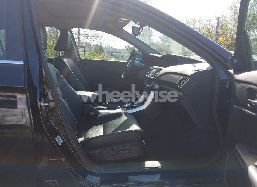 Photo 5 of 2014 Honda Accord EX-L (VIN 1HGCR2F83EA064211)