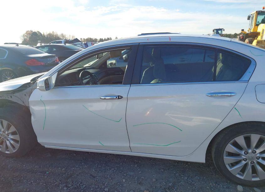 Photo 15 of 2014 Honda Accord EX-L (VIN 1HGCR2F83EA088699)