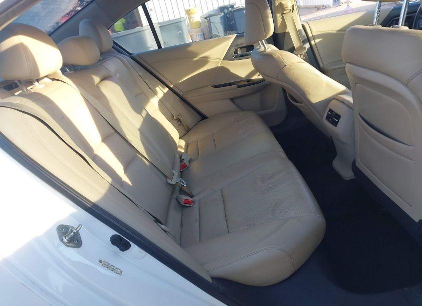 Photo 8 of 2014 Honda Accord EX-L (VIN 1HGCR2F83EA088699)