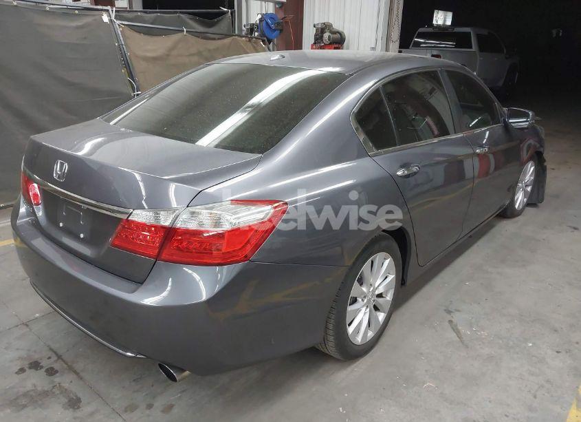 Photo 4 of 2014 Honda Accord EX-L (VIN 1HGCR2F83EA098570)