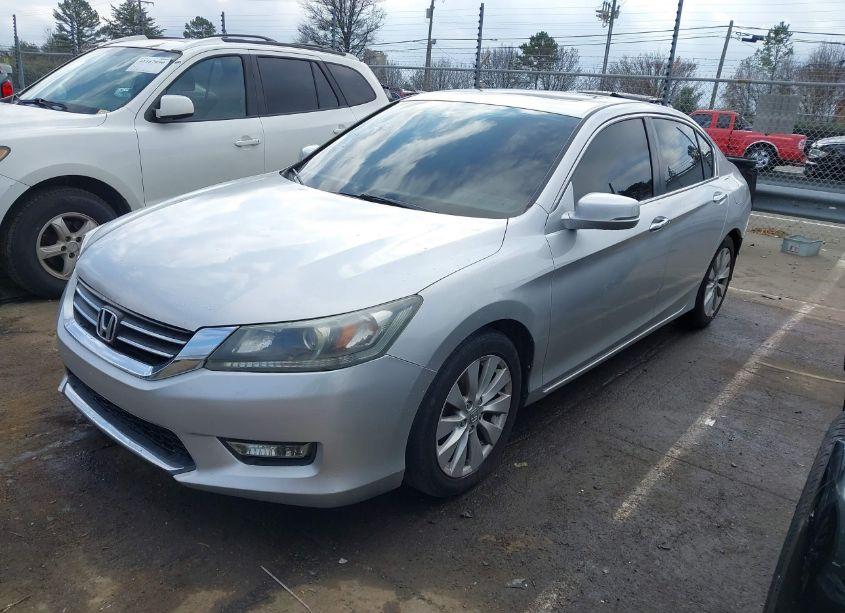 Photo 2 of 2014 Honda Accord EX-L (VIN 1HGCR2F83EA140171)