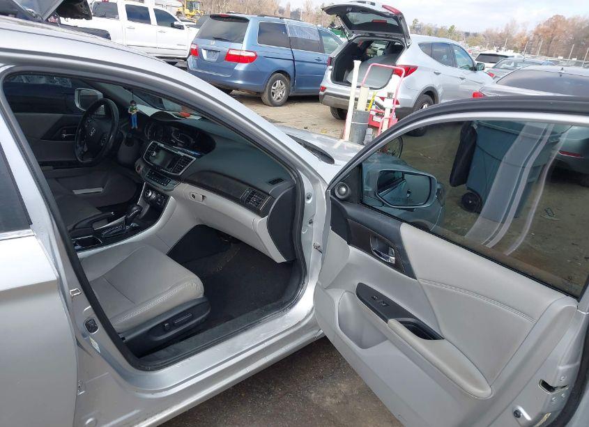 Photo 5 of 2014 Honda Accord EX-L (VIN 1HGCR2F83EA140171)