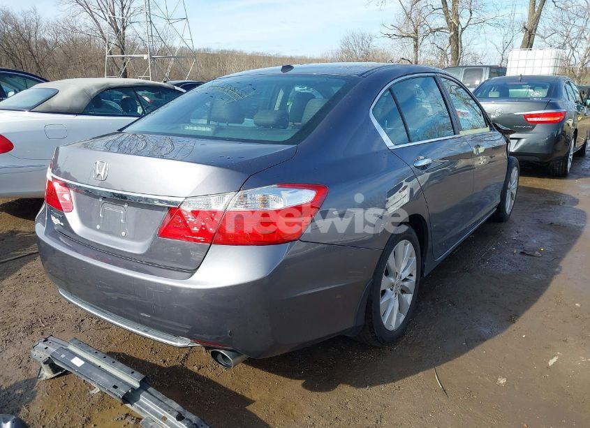 Photo 4 of 2014 Honda Accord EX-L (VIN 1HGCR2F83EA185496)