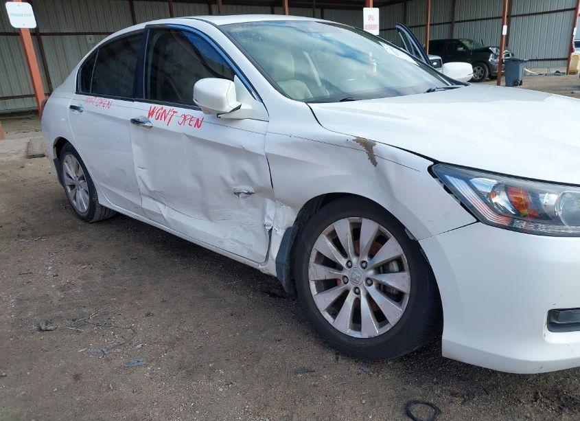 Photo 6 of 2014 Honda Accord EX-L (VIN 1HGCR2F83EA231828)