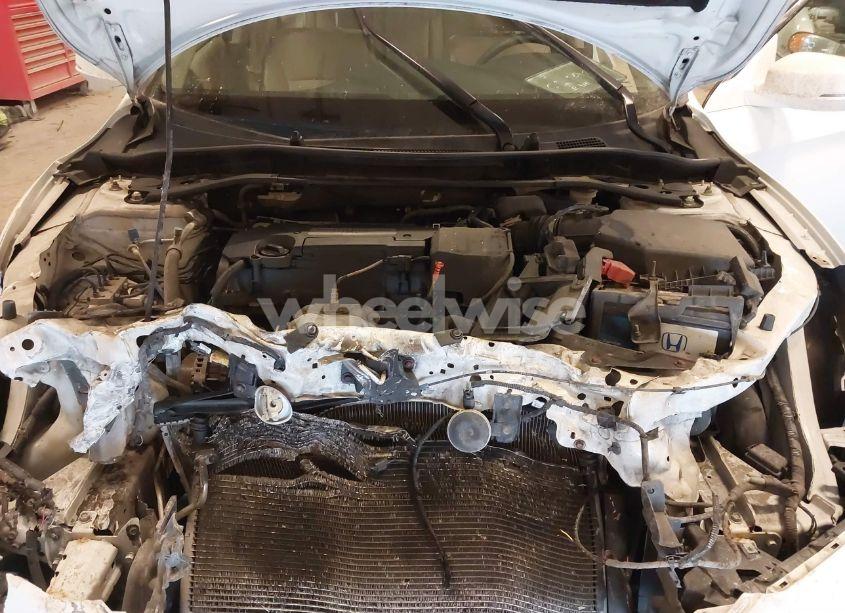 Photo 10 of 2014 Honda Accord EX-L (VIN 1HGCR2F83EA237354)