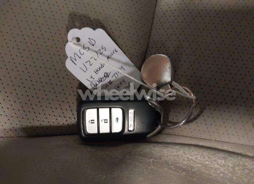 Photo 11 of 2014 Honda Accord EX-L (VIN 1HGCR2F83EA237354)