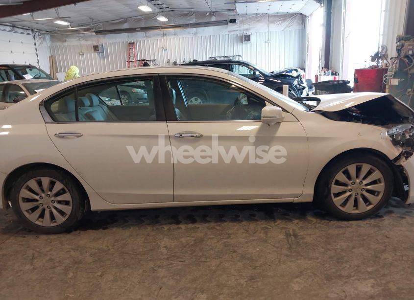 Photo 13 of 2014 Honda Accord EX-L (VIN 1HGCR2F83EA237354)