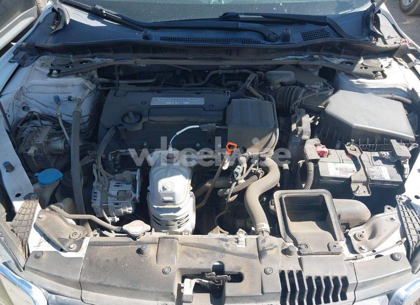 Photo 10 of 2015 Honda Accord EX-L (VIN 1HGCR2F83FA012630)