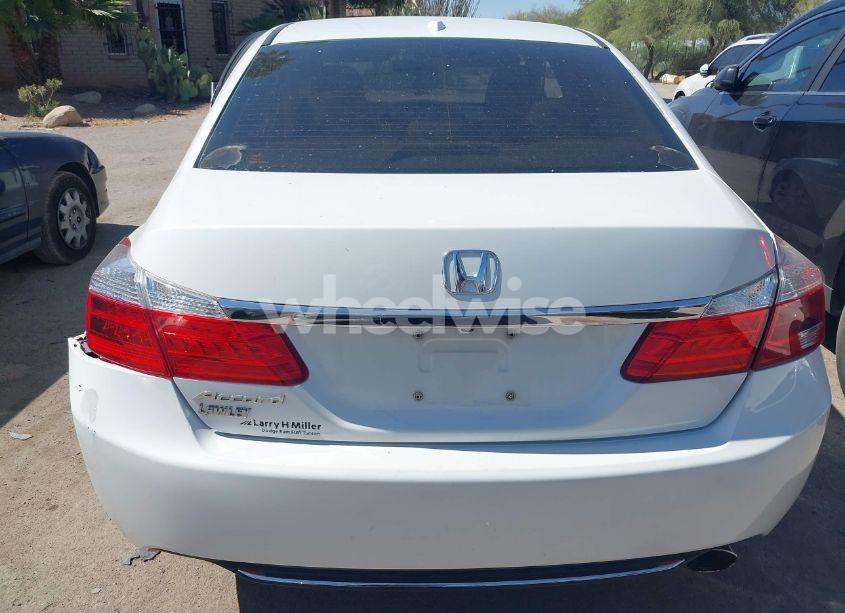 Photo 16 of 2015 Honda Accord EX-L (VIN 1HGCR2F83FA012630)