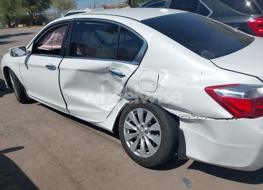 Photo 6 of 2015 Honda Accord EX-L (VIN 1HGCR2F83FA012630)