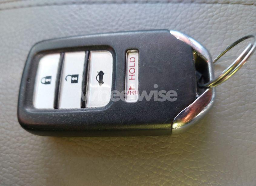 Photo 11 of 2015 Honda Accord EX-L (VIN 1HGCR2F83FA043022)