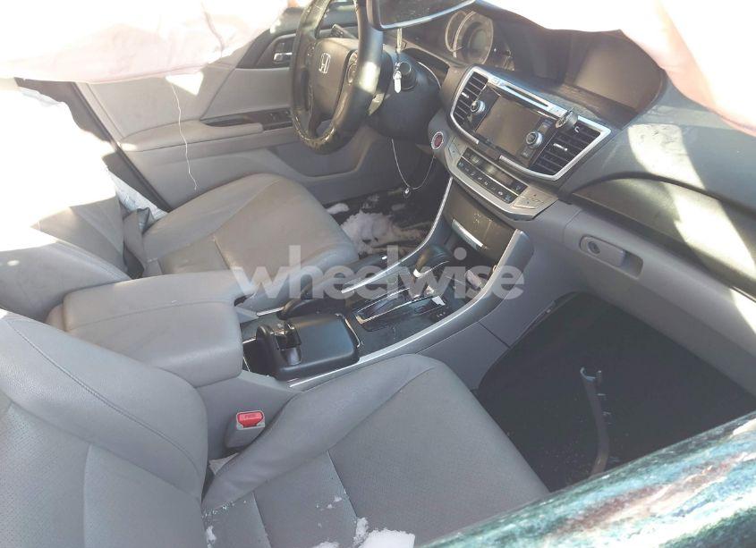 Photo 5 of 2015 Honda Accord EX-L (VIN 1HGCR2F83FA043022)