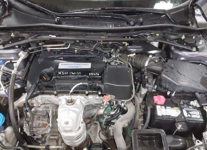 Photo 10 of 2015 Honda Accord EX-L (VIN 1HGCR2F83FA043103)