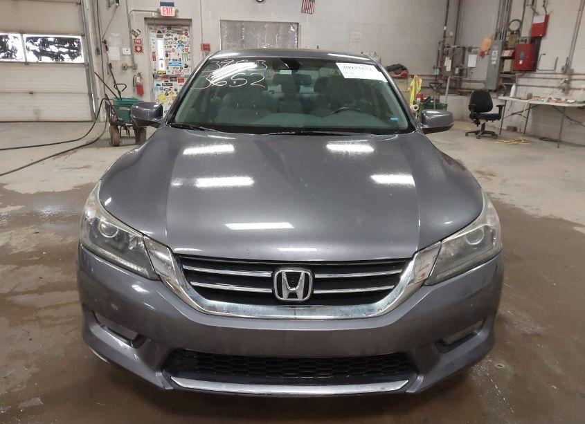 Photo 12 of 2015 Honda Accord EX-L (VIN 1HGCR2F83FA043103)