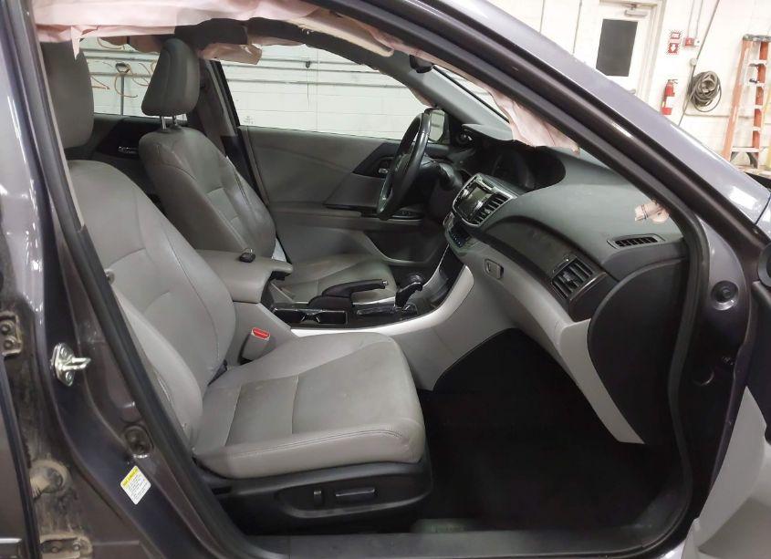 Photo 5 of 2015 Honda Accord EX-L (VIN 1HGCR2F83FA043103)