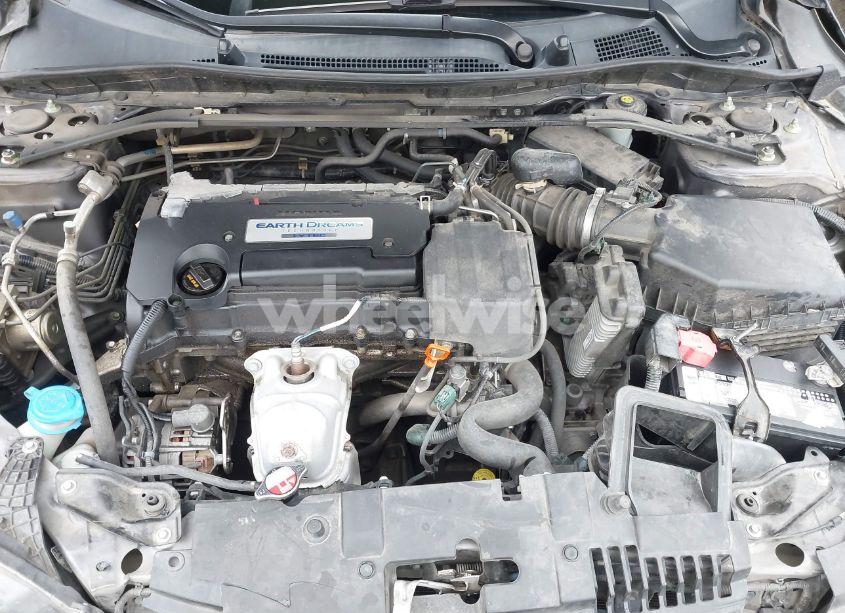 Photo 10 of 2015 Honda Accord EX-L (VIN 1HGCR2F83FA043179)