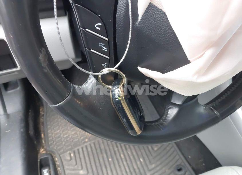 Photo 11 of 2015 Honda Accord EX-L (VIN 1HGCR2F83FA043179)