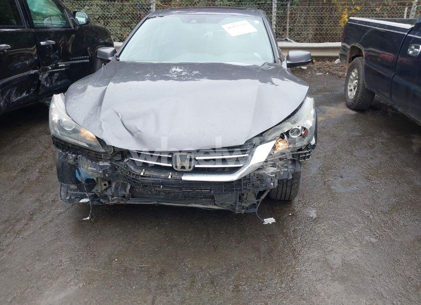 Photo 6 of 2015 Honda Accord EX-L (VIN 1HGCR2F83FA043179)