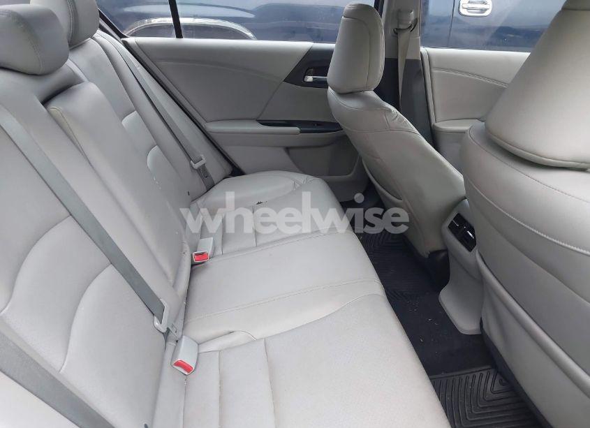 Photo 8 of 2015 Honda Accord EX-L (VIN 1HGCR2F83FA043179)