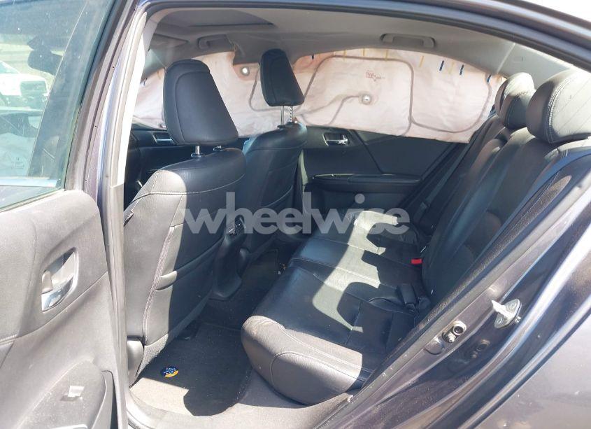 Photo 8 of 2015 Honda Accord EX-L (VIN 1HGCR2F83FA140236)