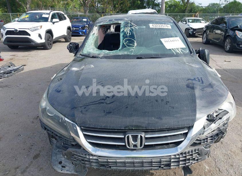 Photo 12 of 2015 Honda Accord EX-L (VIN 1HGCR2F83FA159370)