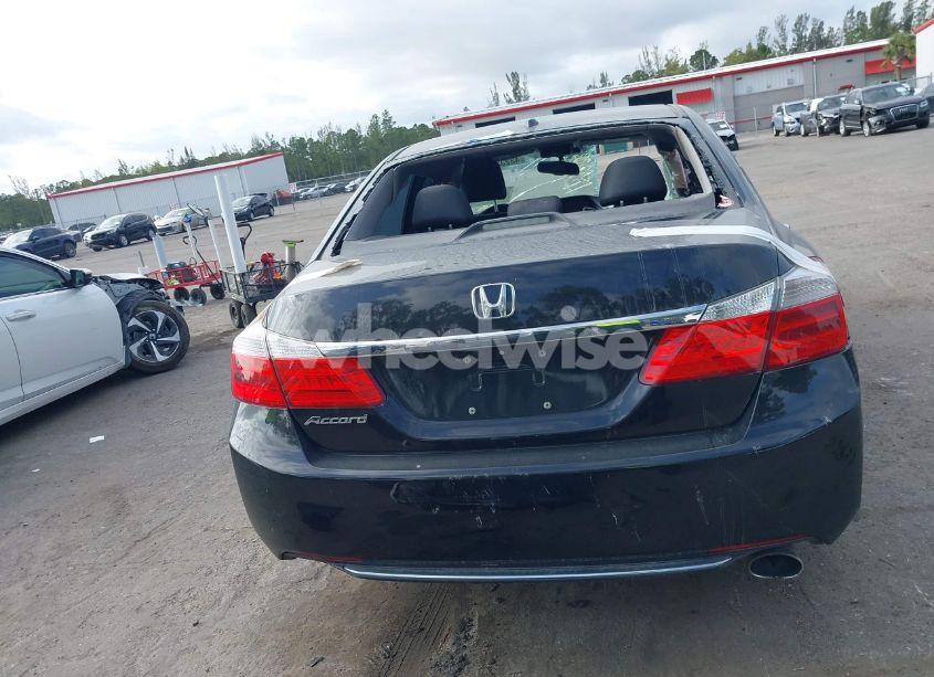 Photo 16 of 2015 Honda Accord EX-L (VIN 1HGCR2F83FA159370)