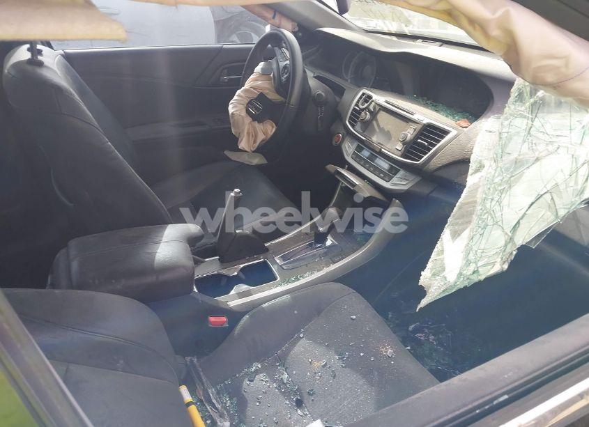 Photo 5 of 2015 Honda Accord EX-L (VIN 1HGCR2F83FA159370)