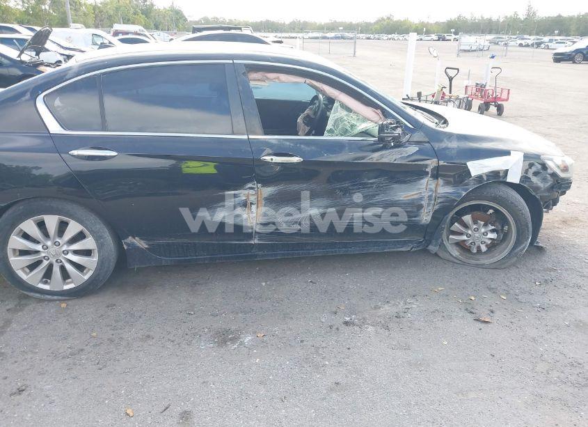 Photo 6 of 2015 Honda Accord EX-L (VIN 1HGCR2F83FA159370)