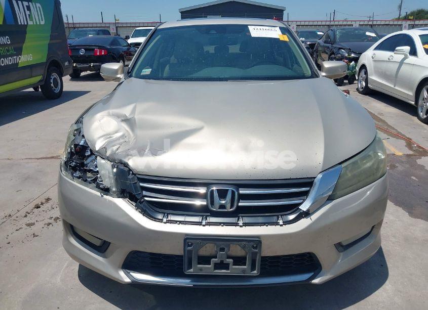 Photo 12 of 2015 Honda Accord EX-L (VIN 1HGCR2F83FA171731)