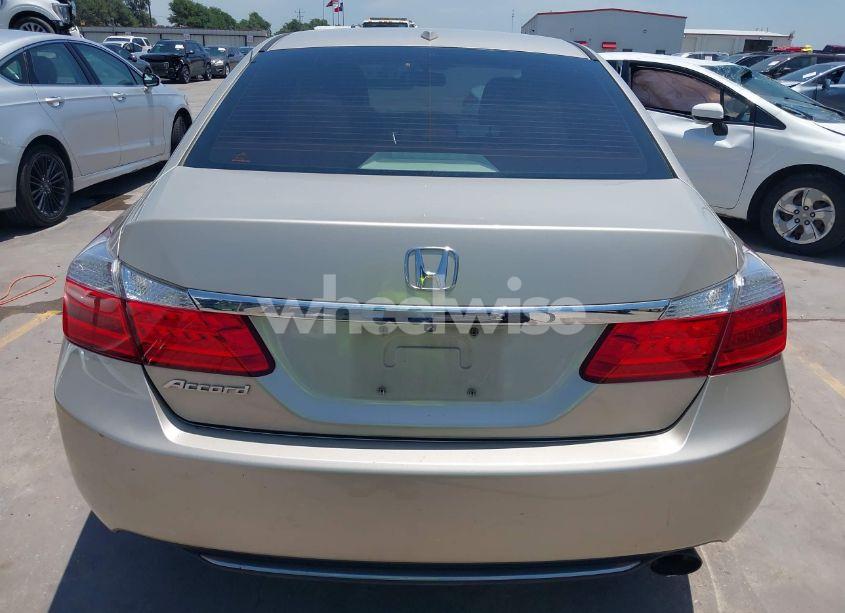 Photo 16 of 2015 Honda Accord EX-L (VIN 1HGCR2F83FA171731)