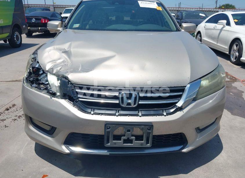 Photo 6 of 2015 Honda Accord EX-L (VIN 1HGCR2F83FA171731)