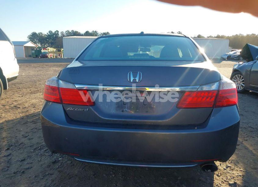 Photo 16 of 2015 Honda Accord EX-L (VIN 1HGCR2F83FA177075)