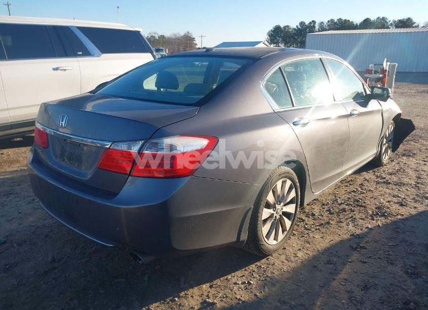 Photo 4 of 2015 Honda Accord EX-L (VIN 1HGCR2F83FA177075)