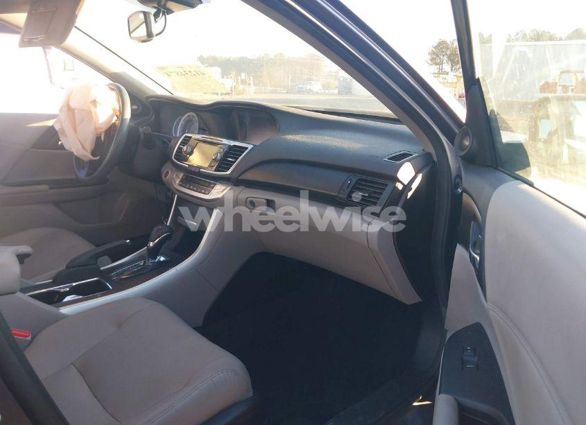 Photo 5 of 2015 Honda Accord EX-L (VIN 1HGCR2F83FA177075)