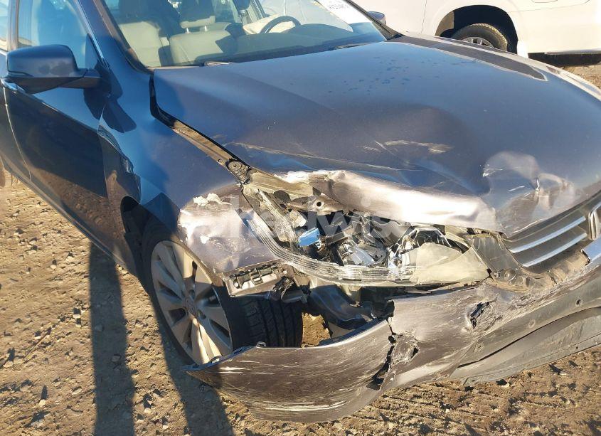 Photo 6 of 2015 Honda Accord EX-L (VIN 1HGCR2F83FA177075)