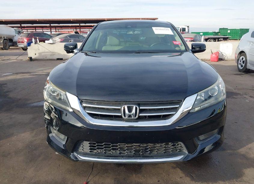 Photo 12 of 2015 Honda Accord EX-L (VIN 1HGCR2F83FA226534)