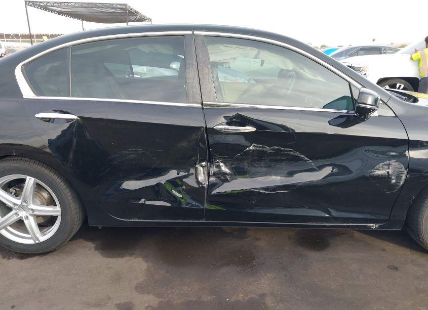 Photo 13 of 2015 Honda Accord EX-L (VIN 1HGCR2F83FA226534)