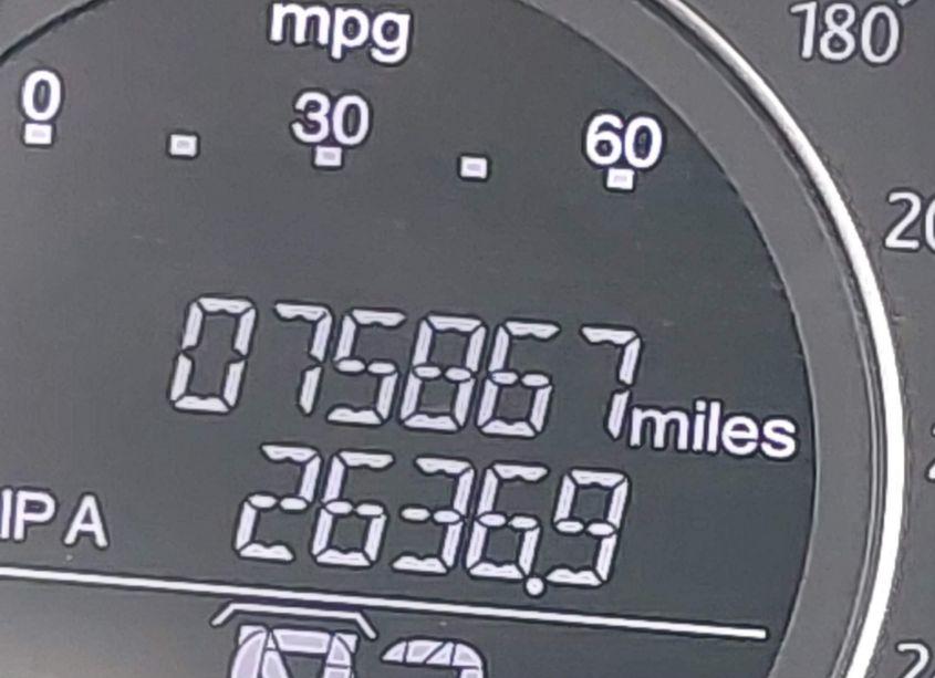 Photo 15 of 2015 Honda Accord EX-L (VIN 1HGCR2F83FA226534)