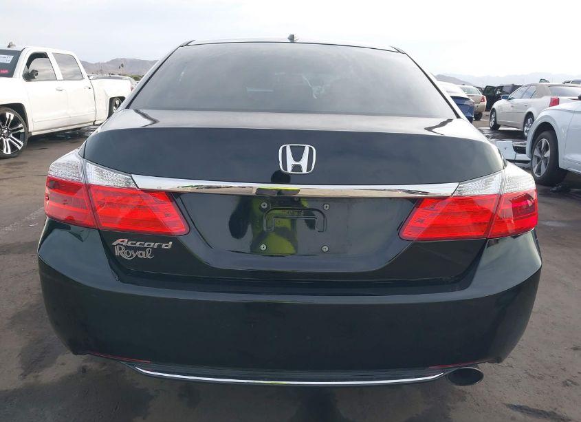 Photo 16 of 2015 Honda Accord EX-L (VIN 1HGCR2F83FA226534)