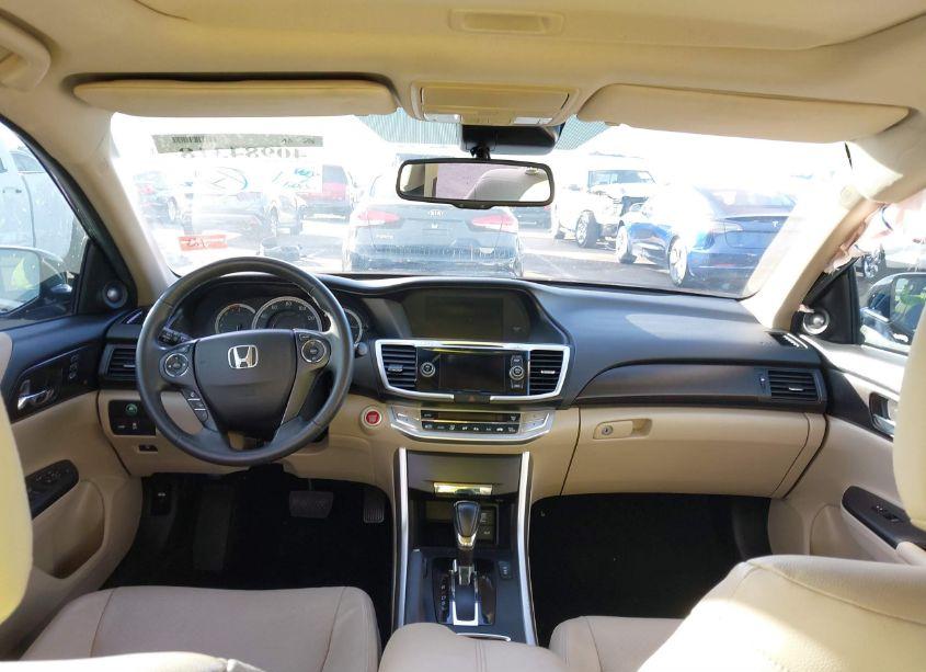 Photo 5 of 2015 Honda Accord EX-L (VIN 1HGCR2F83FA226534)