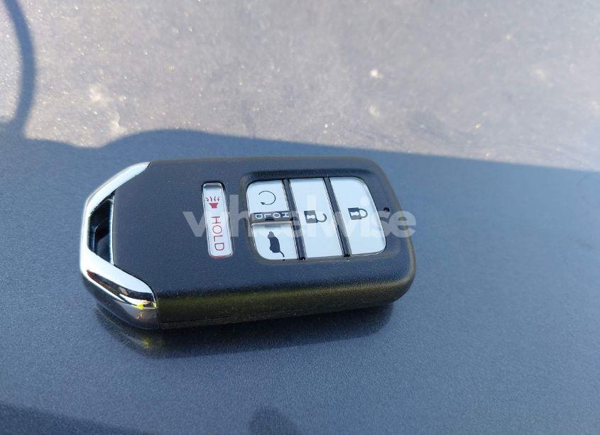 Photo 11 of 2015 Honda Accord EX-L (VIN 1HGCR2F83FA245519)