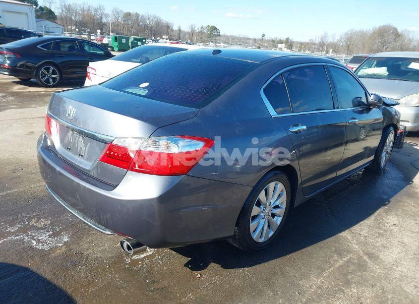 Photo 4 of 2015 Honda Accord EX-L (VIN 1HGCR2F83FA245519)