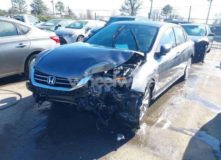 Photo 6 of 2015 Honda Accord EX-L (VIN 1HGCR2F83FA245519)