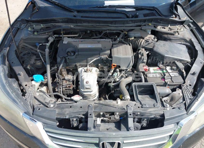 Photo 10 of 2015 Honda Accord EX-L (VIN 1HGCR2F83FA248002)