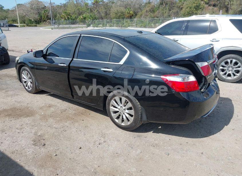 Photo 3 of 2015 Honda Accord EX-L (VIN 1HGCR2F83FA248002)